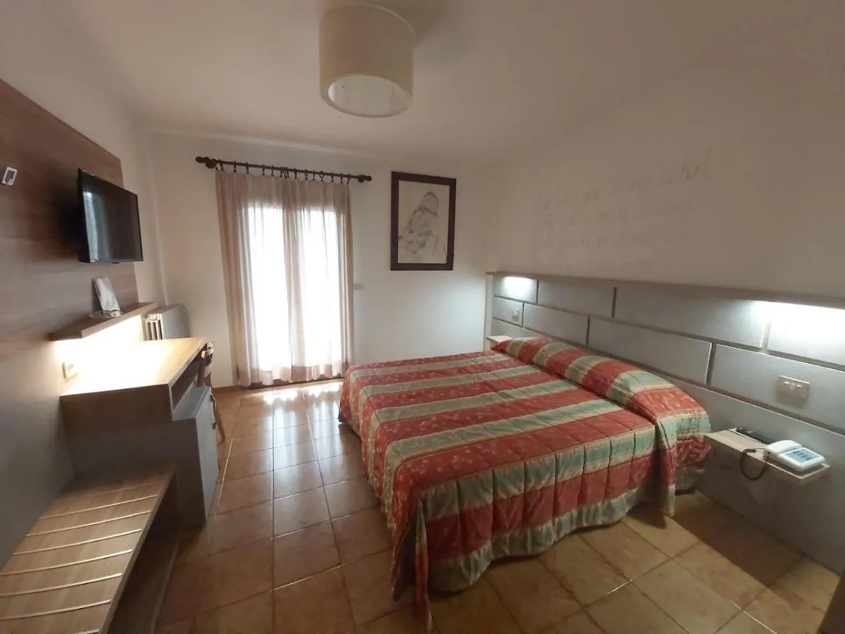 אבטונה Albergo Ristorante K2 מלון