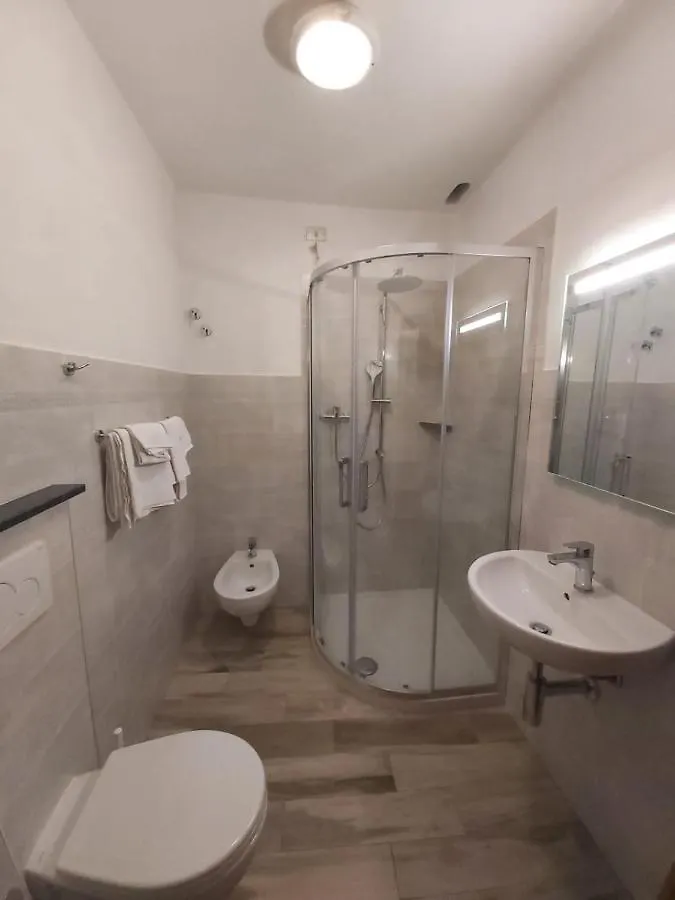 מלון אבטונה Albergo Ristorante K2
