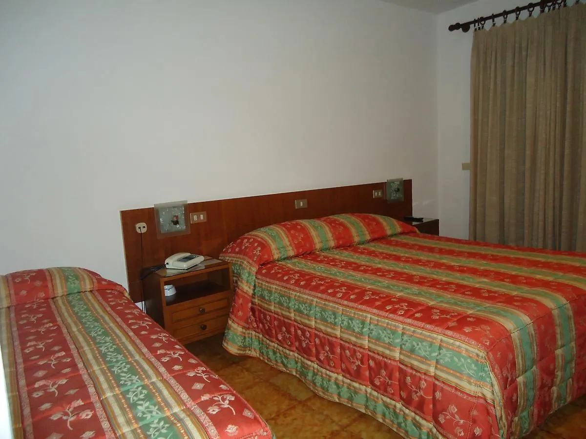 אבטונה Albergo Ristorante K2 3*,  איטליה